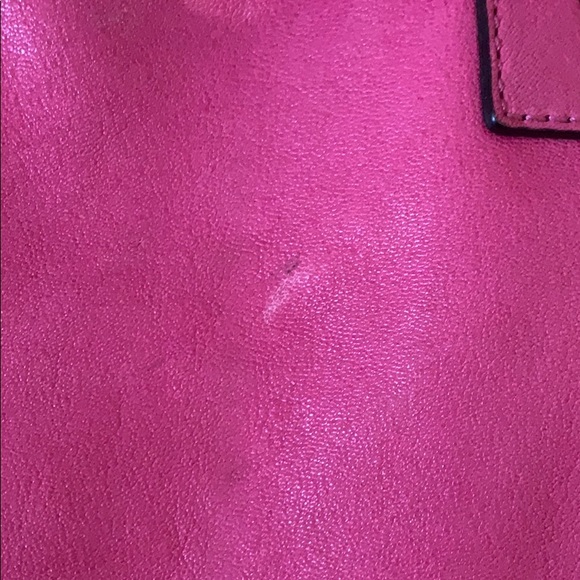 Michael Kors Hamilton Tote - Picture 6 of 11